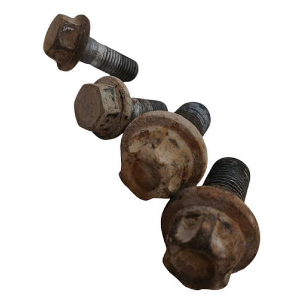 Parafuso Pinça Freio Direita Corsa Hatch Maxx 2005