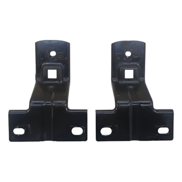 Par Suportes Defletor Inferior Gm Tracker 2017/2020 Original Preto