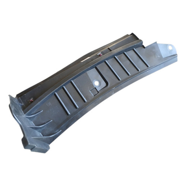 Moldura Grade Churrasqueira Lado Direito Gm Montana 2013 Preto