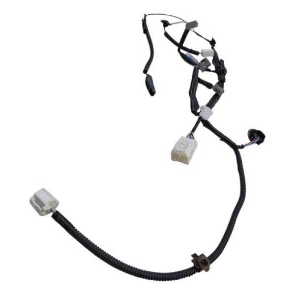 Chicote Tampa Traseira Toyota Yaris 2025