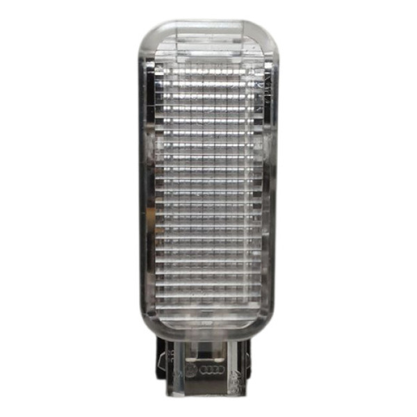 Luz Cortesia Porta Malas Audi Q5 2015