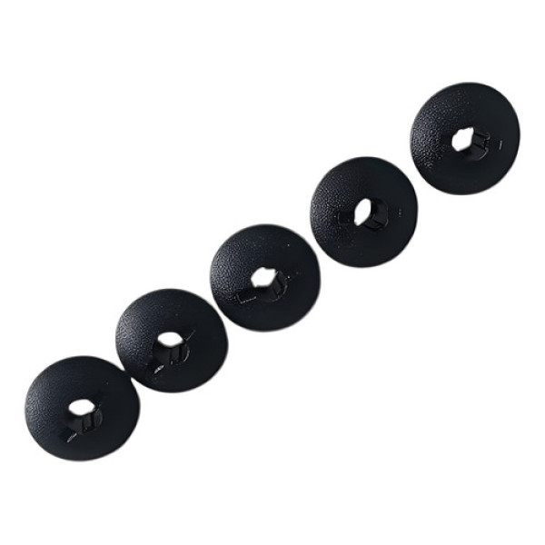 Tampa Parafuso Porta Malas Gm Kadett Monza Omega 89/98 Preto