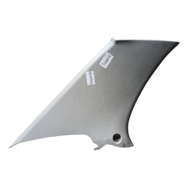 Acabamento Coluna Traseira Esquerda Toyota Corolla 03/08