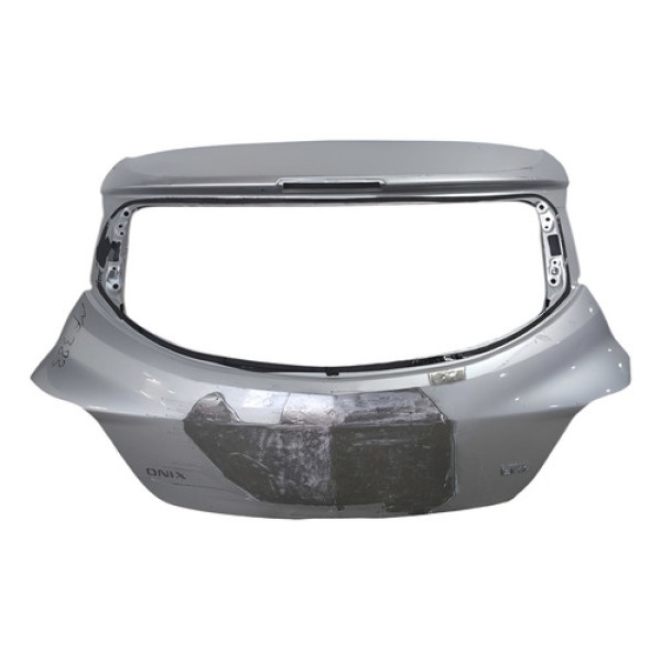 Tampa Traseira Chevrolet Onix Lt Ltz 2016/19 (recuperada) Cinza