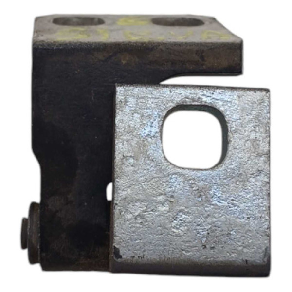 Dobradiça Inferior Dianteira Direita Fiat Gran Siena 2016