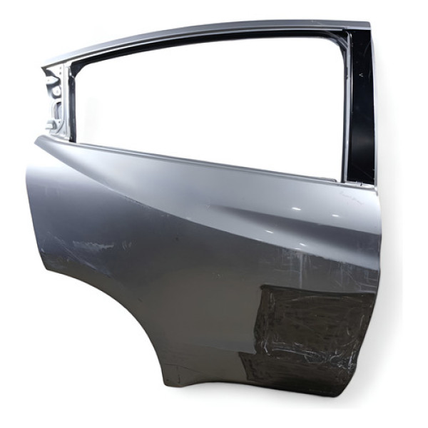 Porta Traseira Direita  Recuperada Honda Hrv 2016 A 2019 Traseira Direita Vermelho