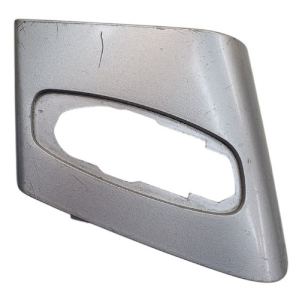 Capa Inferior Retrovisor Direito Citroen C4 13/18 (detalhes)