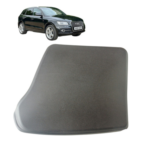 Acabamento Traseiro Direito Audi Q5 2015 Preto Preto