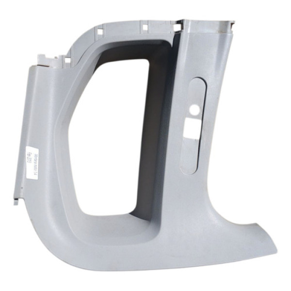 Acabamento Coluna Direita Chevrolet Montana 2013