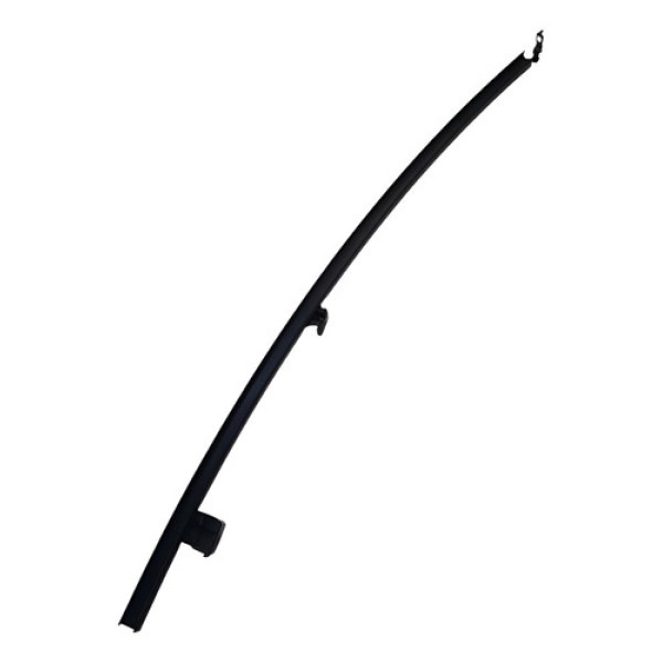 Guia Vidro Porta Traseira Direita Nissan Kicks 2021 (usado) Preto