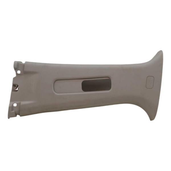 Acabamento Superior Da Coluna B Lado Esquerdo Nissan Kicks