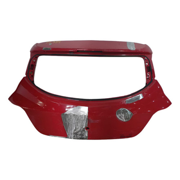 Tampa Traseira Chevrolet Onix Lt 2016/19 (recuperada) Vermelho