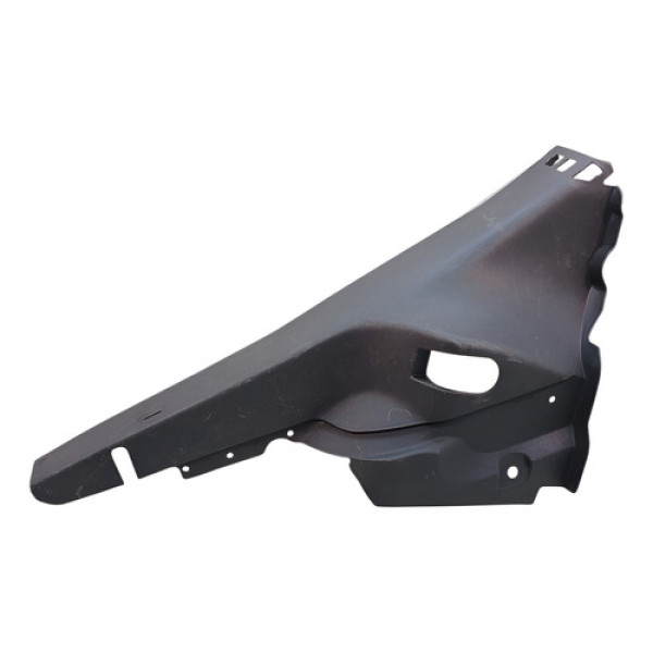 Acabamento Coluna Traseira Esquerda Gm Onix 13/19 ( Riscos ) Cinza-escuro