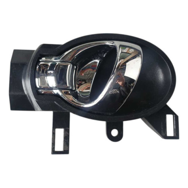 Maçaneta Interna Dianteira Esquerda Nissan Versa 2013/2015 Dianteira