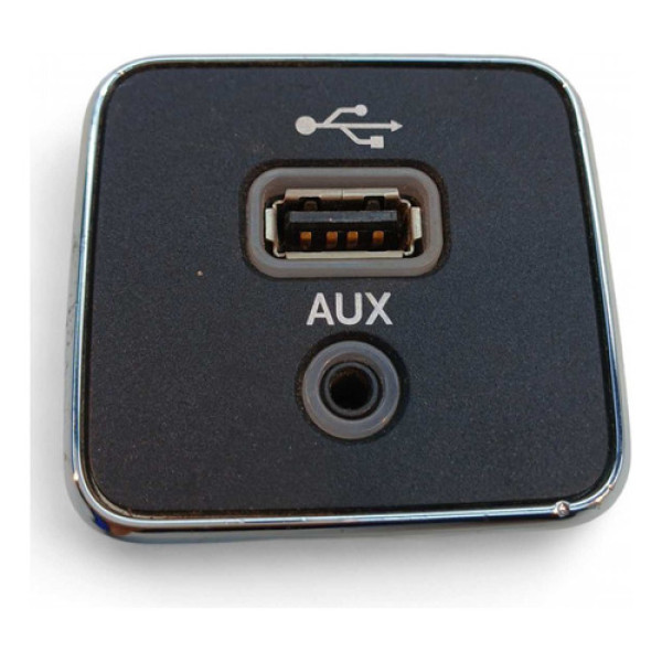 Entrada Usb Aux Fiat Toro 2016 Á 2022 Original Pn:3337303101