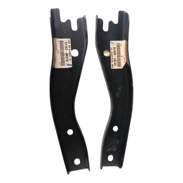 Par Suporte Parachoque Traseiro Toyota Hilux 05/15