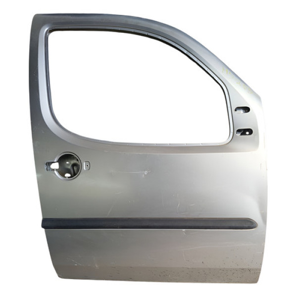 Friso Porta Lado Direito Fiat Doblo 2006/2008 Prateado Prateado