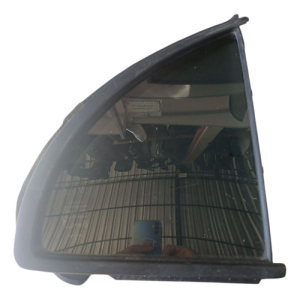 Vidro Fixo Traseira Direita Nissan March 15/20