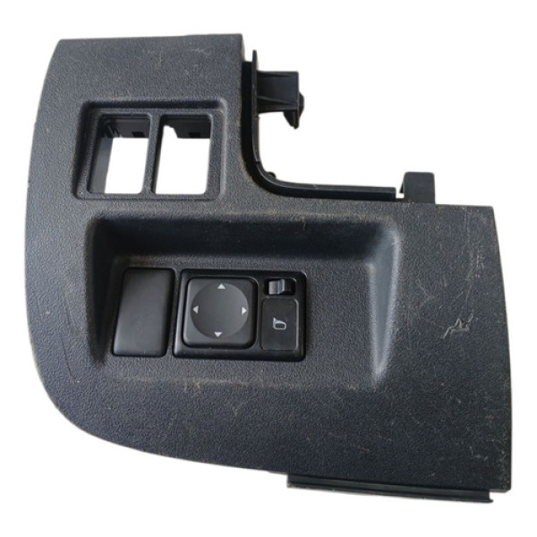 Moldura Botão Regulagem Retrovisor Nissan March 13/18