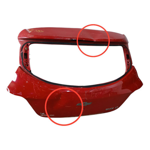Tampa Traseira Chevrolet Onix Lt 16/19  (recuperavel) Vermelho