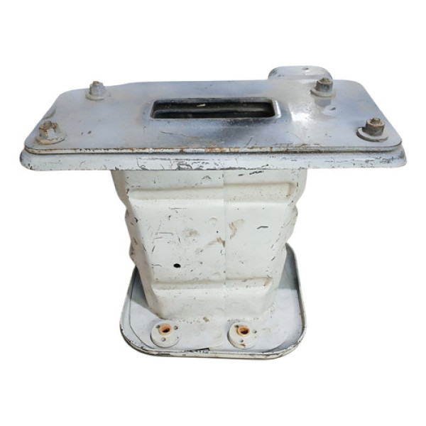 Suporte Alma Dianteira Direita Chevrolet Captiva 2008