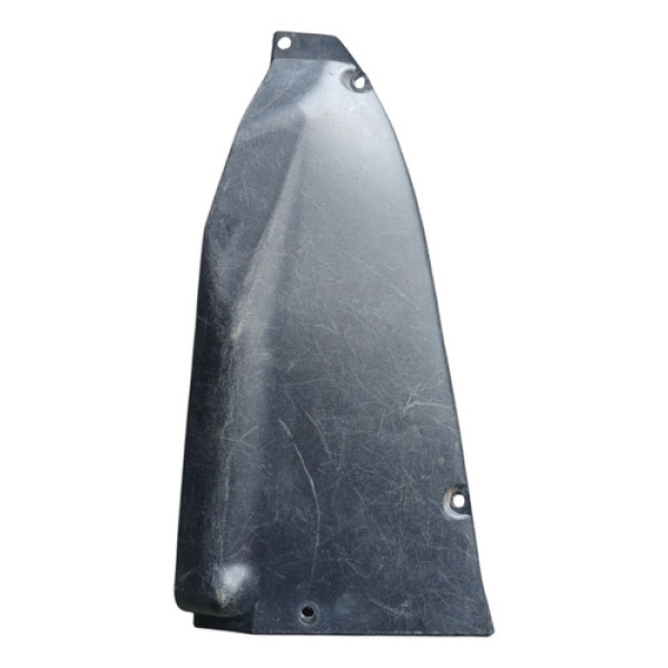 Capa Superior Radiador Volkswagen Saveiro 99/05