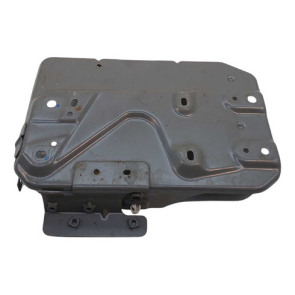 Suporte Caixa De Bateria Nissan Kicks 2016/ 2021 (usado)