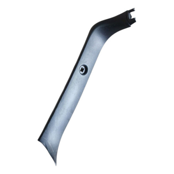 Acabamento Direito Tampa Traseira Ford Focus 2006