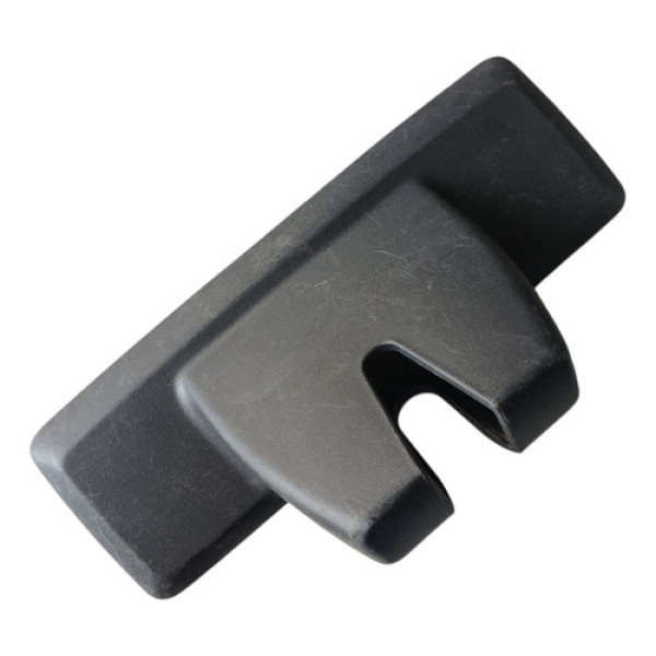 Cobertura Trava Porta Malas Gm Onix 13/17