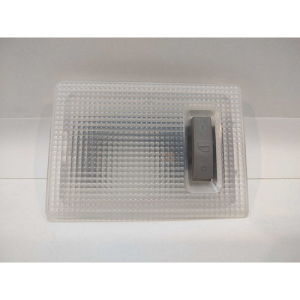 Luz De Teto Traseira Traker 2017 A 2019 Original