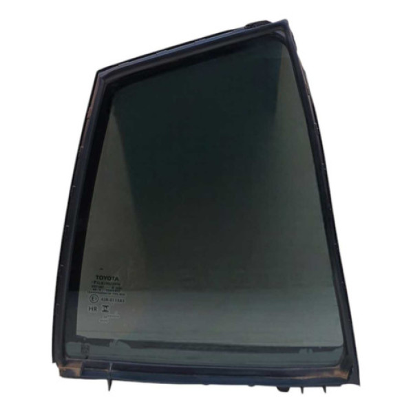 Vidro Fixo Traseiro Direito Toyota Yaris 2025 Original