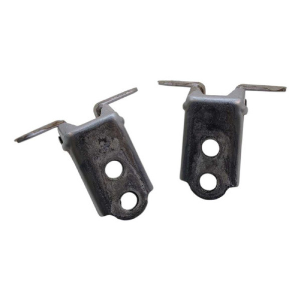 Dobradiça Porta Dianteira Esquerda Nissan Kicks 2021 (usado)