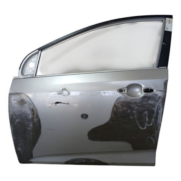 Porta Dianteira Esquerda Recuperada Hb 20  2015 Prata Esquerda Dianteira