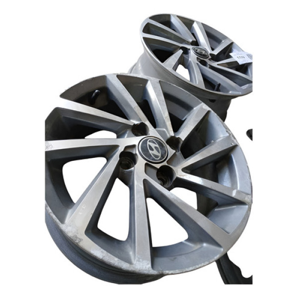 Rodas Hiunday Hb20 Aro 14  - Prateado