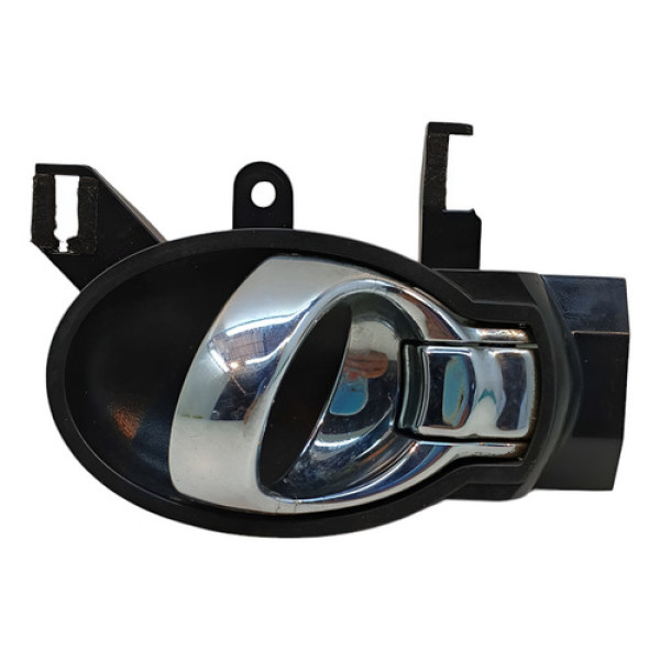 Maçaneta Interna Traseira Esquerda Toyota Etios 2017 Usado Traseira